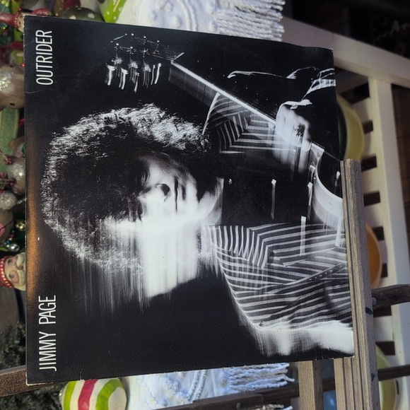 Led Zeppelin Authentic Vintage Vinyl Record's&Music Guitar Book - Picture 11 of 16